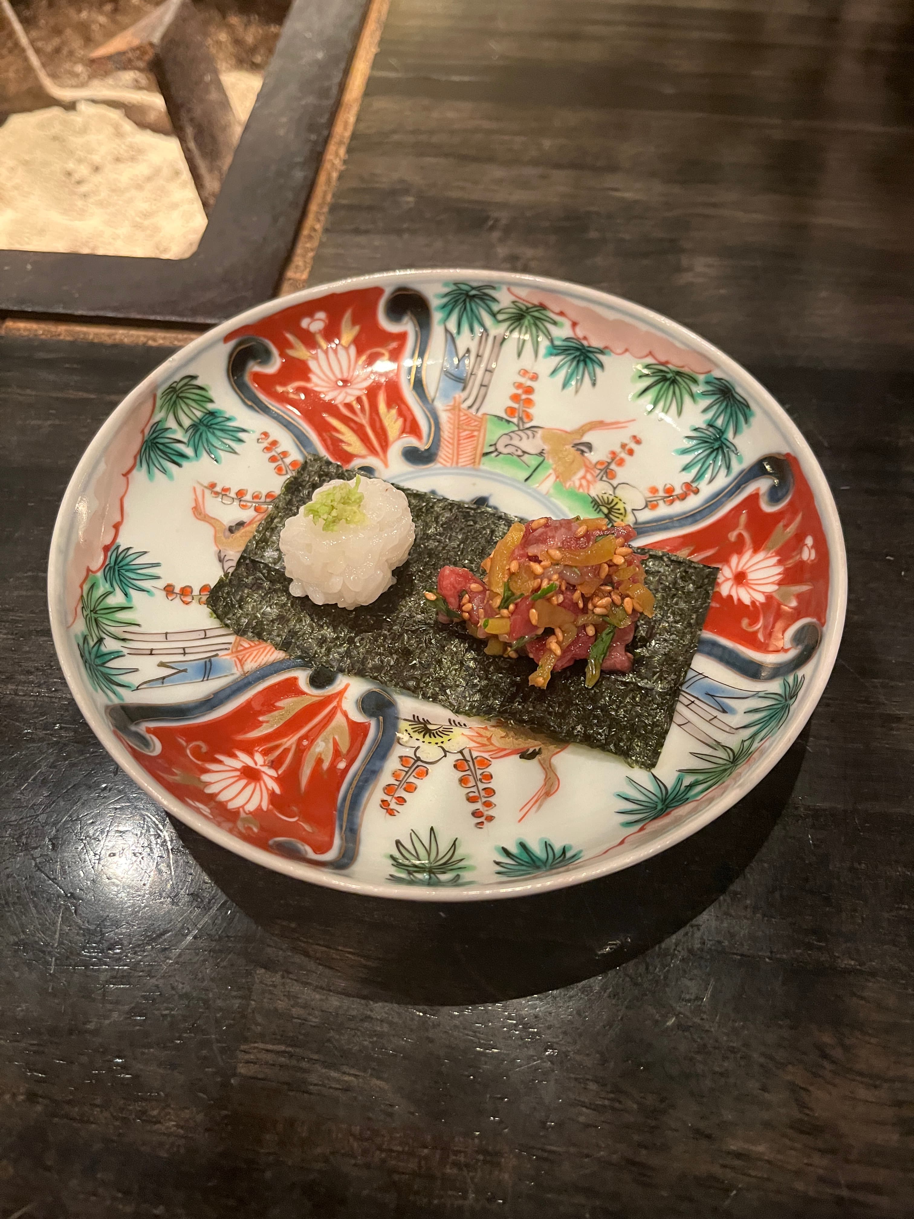 One bite beef sesame salad